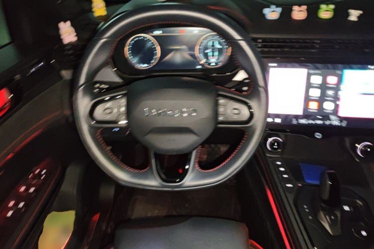 Used Lynk & Co 05 2022 2.0TD Four-Wheel Drive Dynamic Halo Steering Wheel
