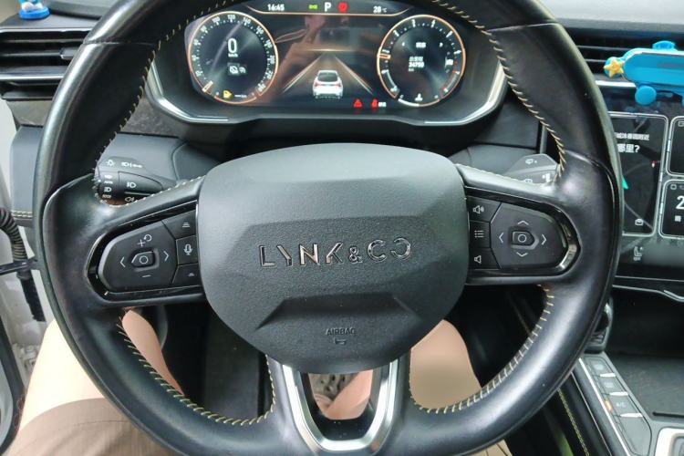 Used Lynk & Co 05 2022 2.0T Two-Wheel Drive Shine Halo Steering Wheel