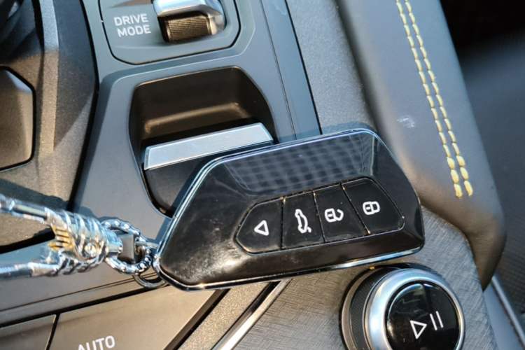 Used Lynk & Co 05 2022 2.0T Two-Wheel Drive Shine Halo Vehicle Key