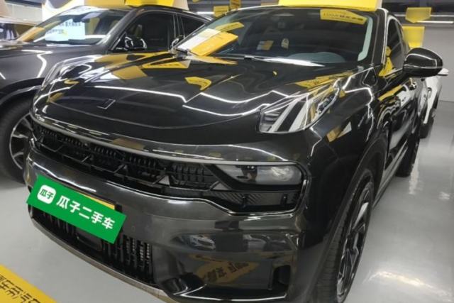 Ojetý Lynk & Co 05 2023 2.0TD Two-Wheel Drive Zhaopu Pro