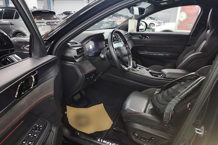 Used Lynk & Co 05 2023 2.0TD Four-Wheel Drive Sporty Halo Driver Seat