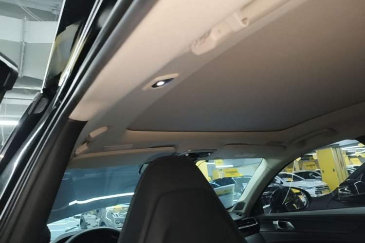 Used Lynk & Co 05 2023 2.0TD Two-Wheel Drive Zhaopu Pro Headliner