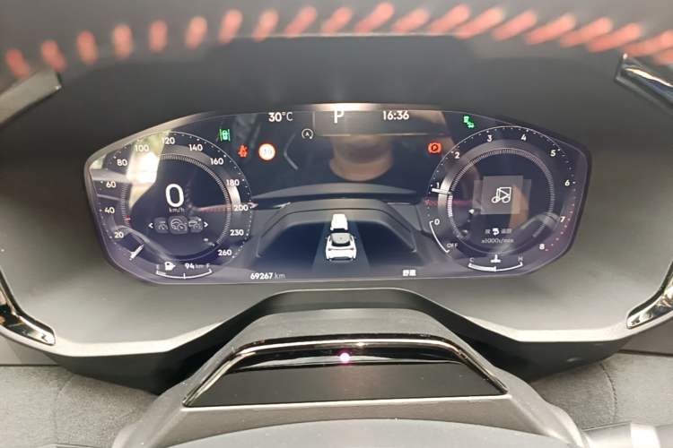 Used Lynk & Co 05 2023 2.0TD Four-Wheel Drive Sporty Halo Instrument Cluster