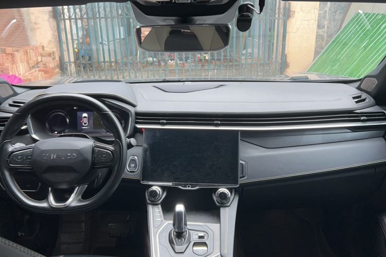 Used Lynk & Co 05 2023 2.0TD Two-Wheel Drive Shine Halo Interior 3