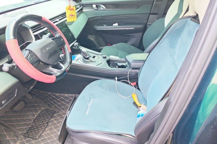 Used Lynk & Co 05 2023 2.0TD Two-Wheel Drive Shine Halo Driver Seat