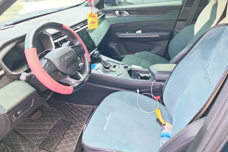 Used Lynk & Co 05 2023 2.0TD Two-Wheel Drive Shine Halo Left Front Seat
