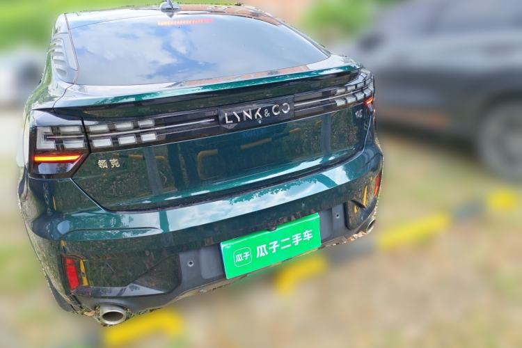 Used Lynk & Co 05 2023 2.0TD Two-Wheel Drive Shine Halo Rear Left 45 Deg
