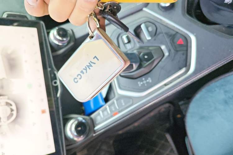 Used Lynk & Co 05 2023 2.0TD Two-Wheel Drive Shine Halo Vehicle Key