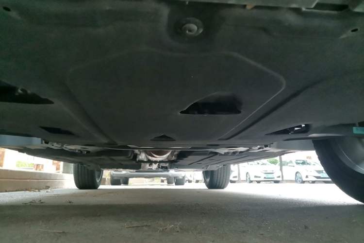 Used Lynk & Co 05 2023 2.0TD Two-Wheel Drive Zhaopu Pro Chassis Front