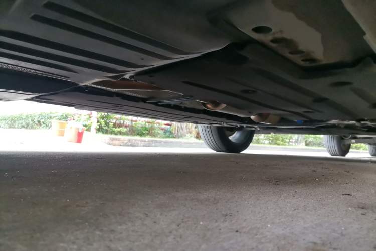 Used Lynk & Co 05 2023 2.0TD Two-Wheel Drive Zhaopu Pro Chassis Rear Right