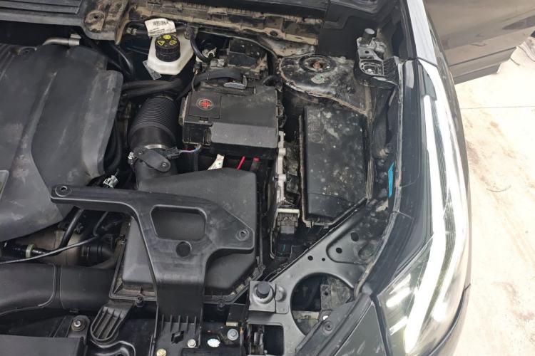 Used Lynk & Co 05 2023 2.0TD Two-Wheel Drive Zhaopu Pro Engine Bay Left
