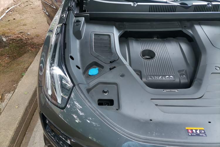Used Lynk & Co 05 2023 2.0TD Two-Wheel Drive Zhaopu Pro Engine Bay Right