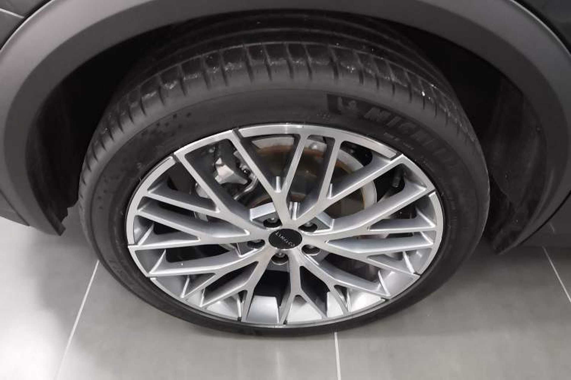 Used Lynk & Co 05 2023 2.0TD Four-Wheel Drive Sporty Halo Exterior 8