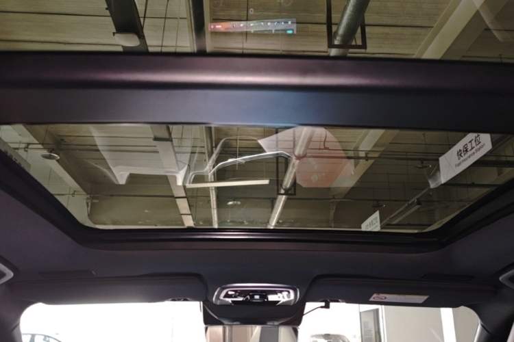 Used Lynk & Co 05 2023 2.0TD Two-Wheel Drive Shine Halo Headliner