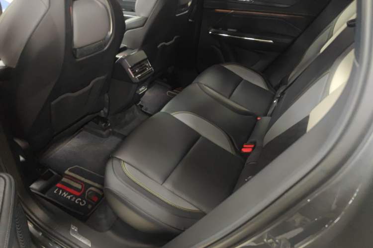 Used Lynk & Co 05 2023 2.0TD Two-Wheel Drive Shine Halo Left Rear Seat