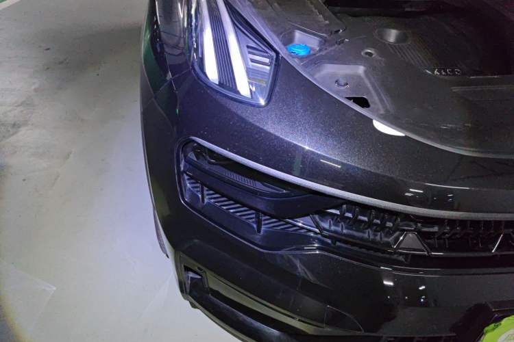 Used Lynk & Co 05 2023 2.0TD Two-Wheel Drive Zhaopu Pro Right Front Headlight