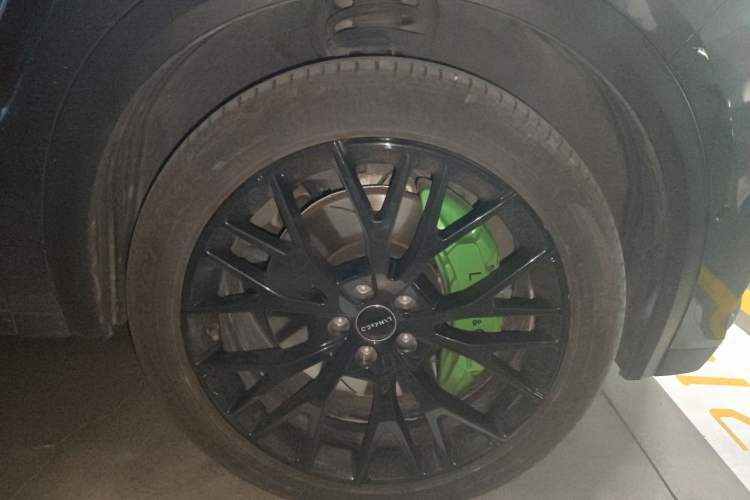 Used Lynk & Co 05 2023 2.0TD Four-Wheel Drive Sporty Halo Right Front Wheel Hub