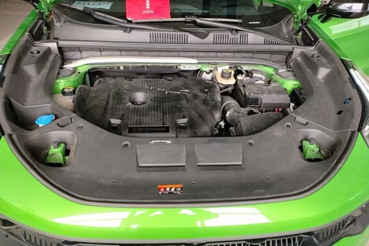 Used Lynk & Co 05 2023 05+ 2.0TD Four-Wheel Drive Exploration Edition Engine Bay