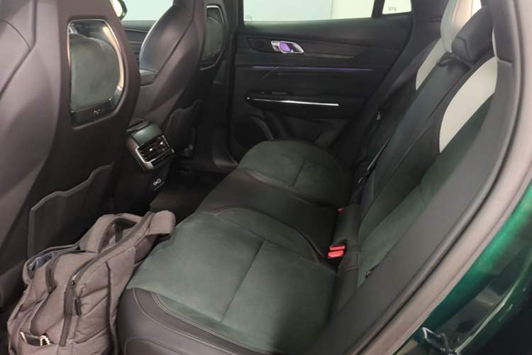 Used Lynk & Co 05 2023 2.0TD Two-Wheel Drive Shine Halo Left Rear Seat