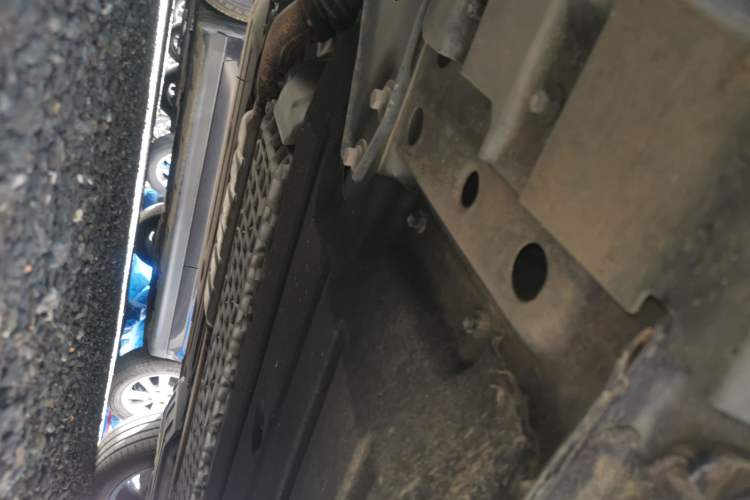 Used Lynk & Co 05 EM-P 2021 1.5TD PHEV HALO Chassis Front Left