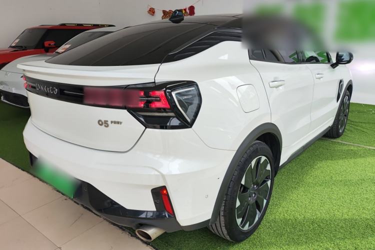 Used Lynk & Co 05 EM-P 2021 1.5TD PHEV HALO Exterior 5