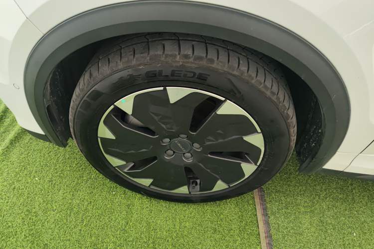 Used Lynk & Co 05 EM-P 2021 1.5TD PHEV HALO Exterior 7