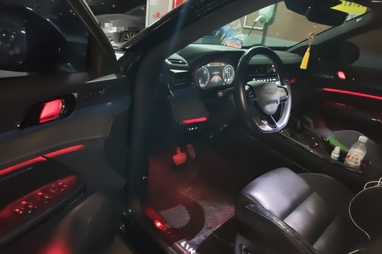 Used Lynk & Co 05 EM-P 2021 1.5TD PHEV HALO Driver Seat