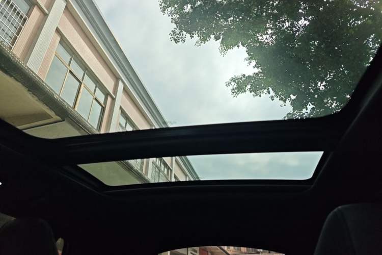 Used Lynk & Co 05 EM-P 2021 1.5TD PHEV HALO Headliner