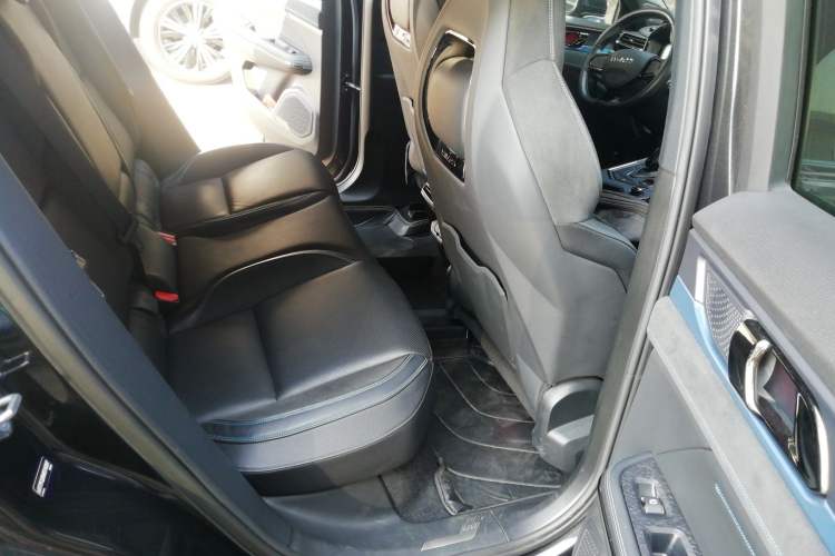 Used Lynk & Co 05 EM-P 2021 1.5TD PHEV HALO Left Rear Seat