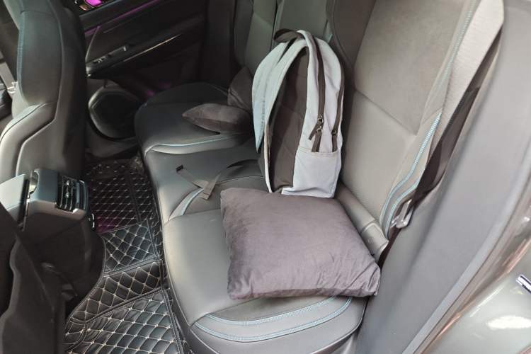 Used Lynk & Co 05 EM-P 2021 1.5TD PHEV HALO Left Rear Seat