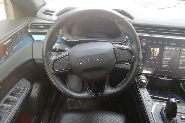 Used Lynk & Co 05 EM-P 2021 1.5TD PHEV HALO Steering Wheel