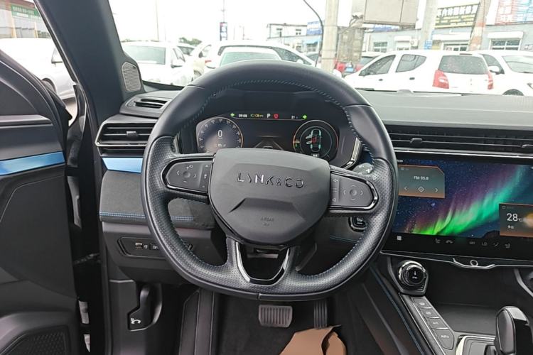 Used Lynk & Co 05 EM-P 2021 1.5TD PHEV HALO Steering Wheel