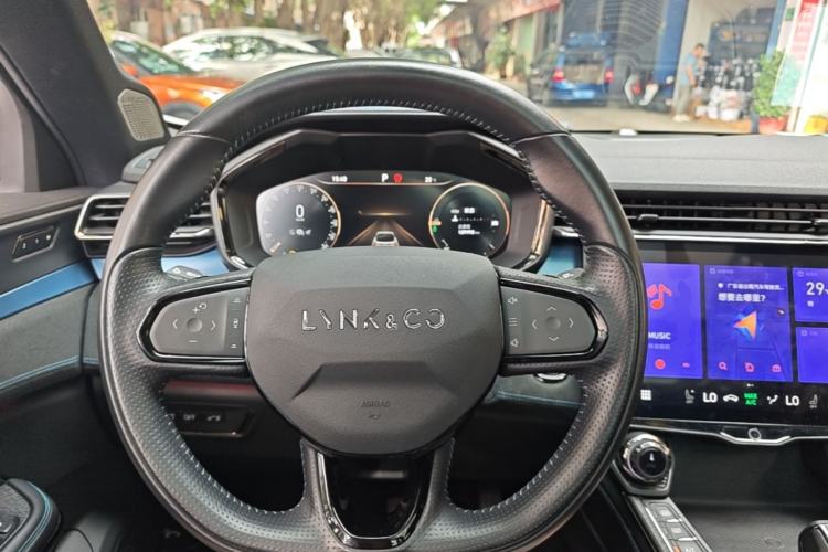 Used Lynk & Co 05 EM-P 2021 1.5TD PHEV HALO Steering Wheel