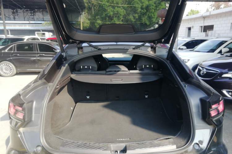 Used Lynk & Co 05 EM-P 2021 1.5TD PHEV HALO Trunk
