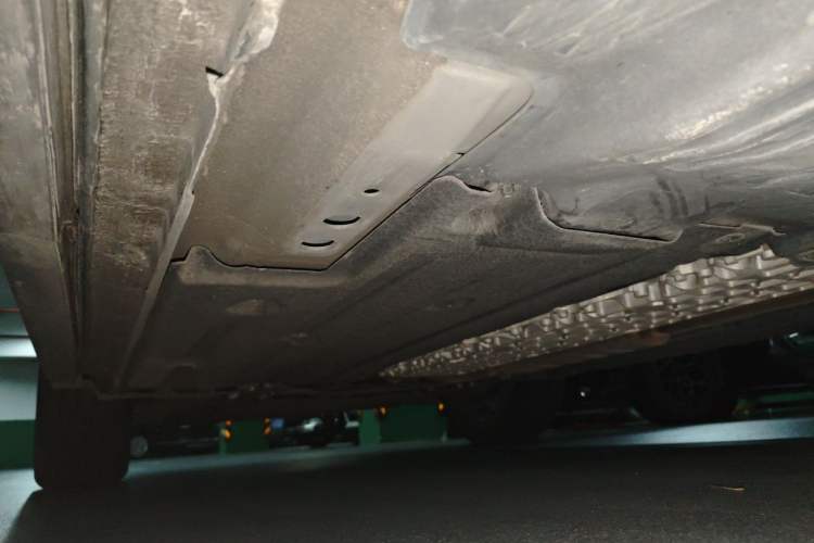 Used Lynk & Co 05 EM-P 2021 1.5TD PHEV HALO Chassis Rear Left