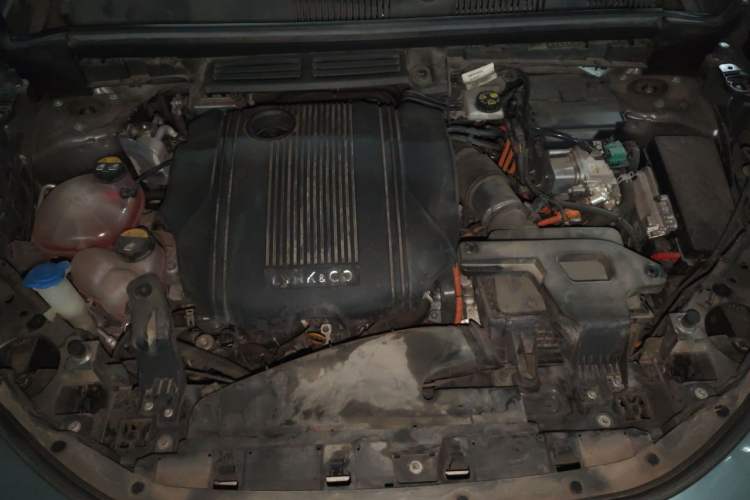 Used Lynk & Co 05 EM-P 2021 1.5TD PHEV HALO Engine Bay