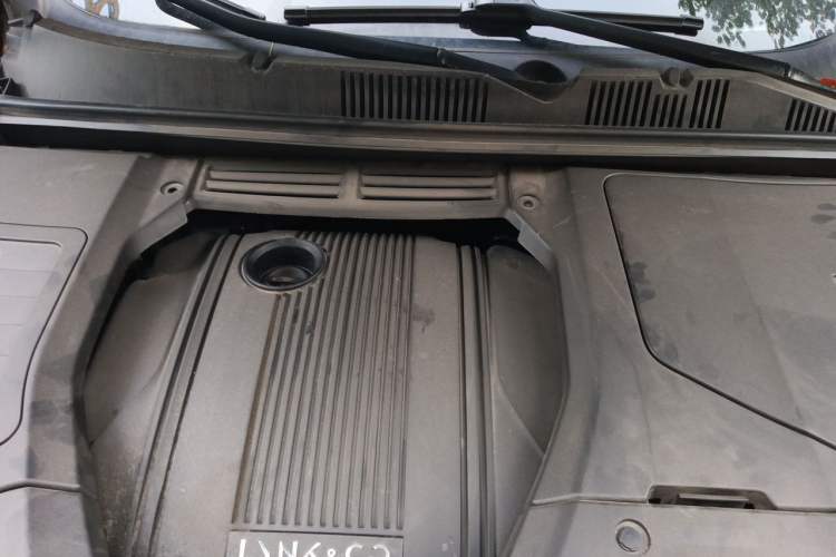 Used Lynk & Co 05 EM-P 2021 1.5TD PHEV HALO Engine Bay