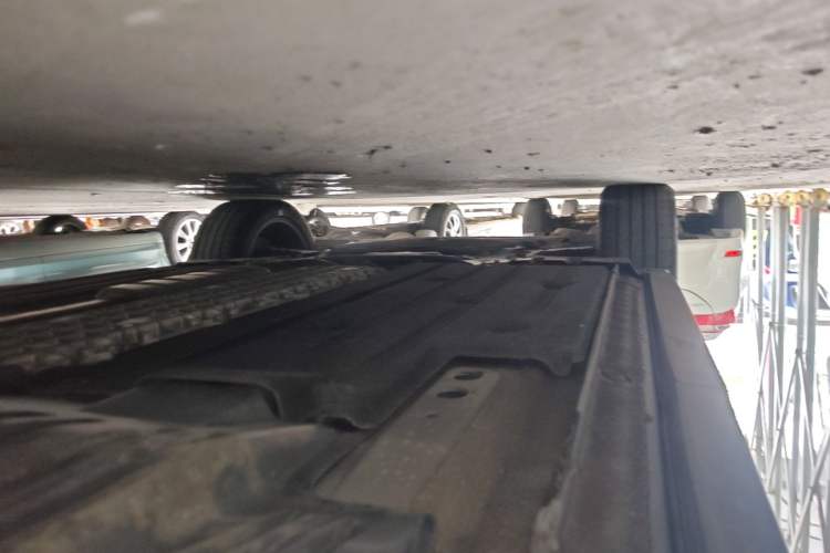 Used Lynk & Co 05 EM-P 2021 1.5TD PHEV HALO Left Side Sill