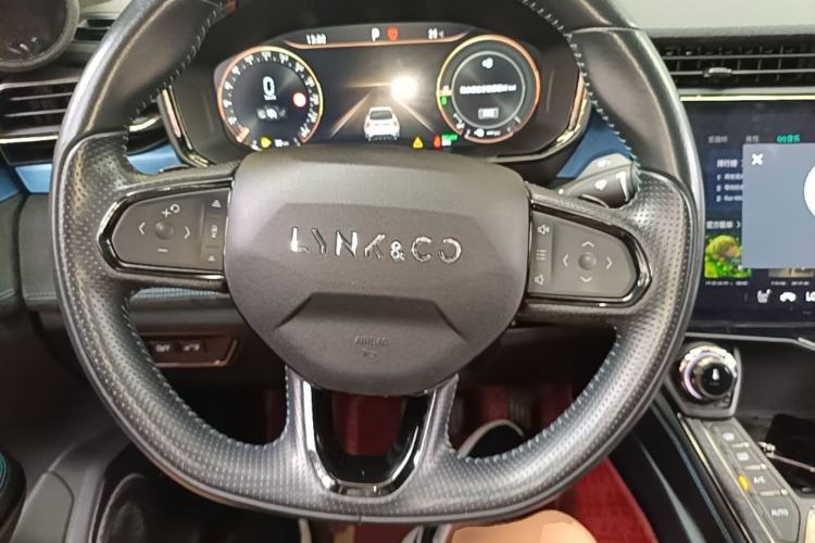 Used Lynk & Co 05 EM-P 2021 1.5TD PHEV HALO Steering Wheel
