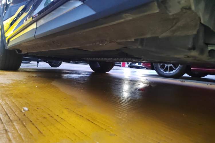 Used Lynk & Co 05 EM-P 2021 1.5TD PHEV HALO Chassis Rear Left
