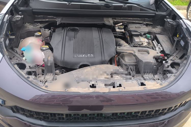 Used Lynk & Co 05 EM-P 2021 1.5TD PHEV HALO Engine Bay