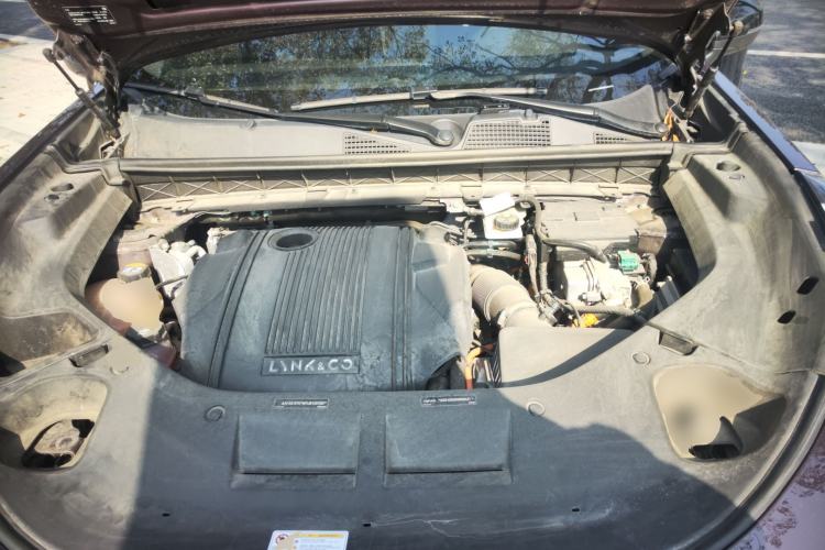 Used Lynk & Co 05 EM-P 2021 1.5TD PHEV HALO Engine Bay