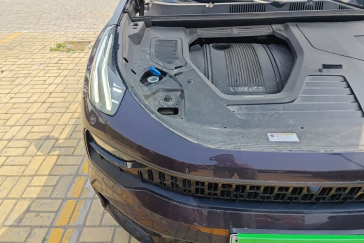 Used Lynk & Co 05 EM-P 2021 1.5TD PHEV HALO Engine Bay Right