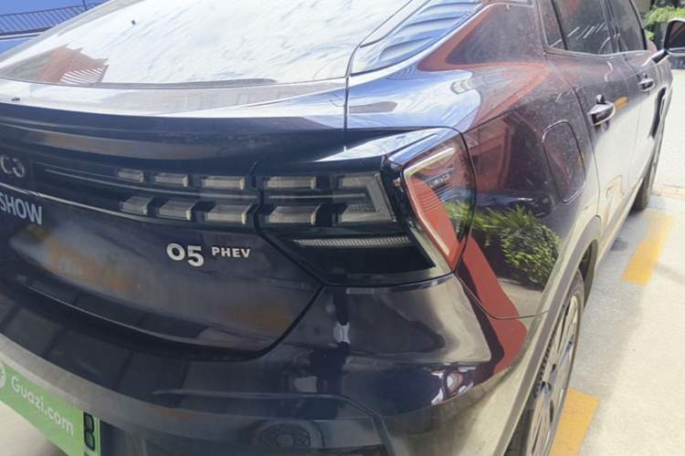 Used Lynk & Co 05 EM-P 2021 1.5TD PHEV HALO Exterior 3