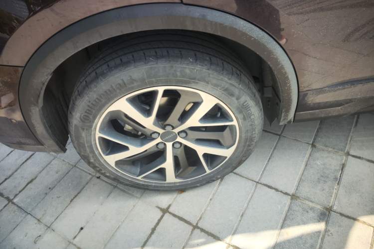 Used Lynk & Co 05 EM-P 2021 1.5TD PHEV HALO Exterior 5