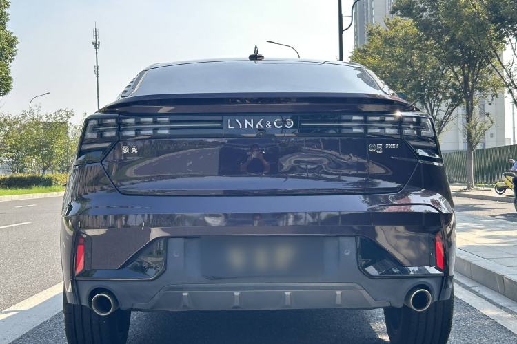 Used Lynk & Co 05 EM-P 2021 1.5TD PHEV HALO Exterior 6