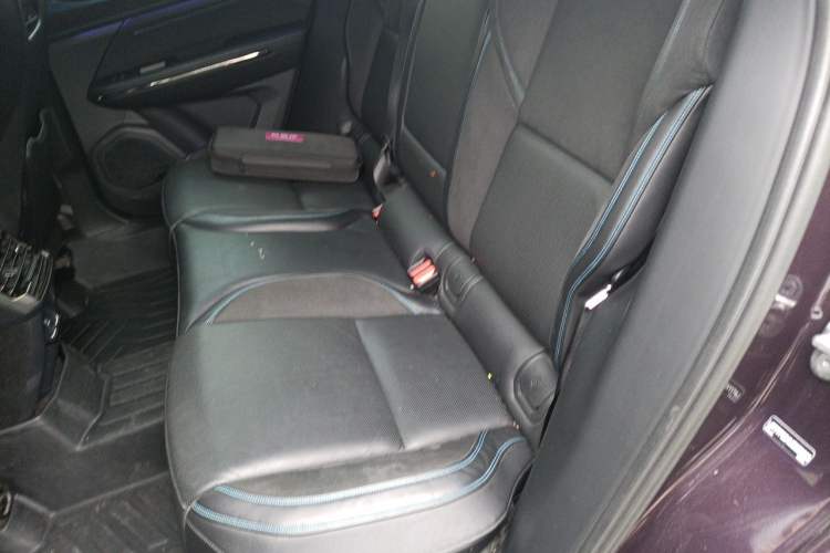 Used Lynk & Co 05 EM-P 2021 1.5TD PHEV HALO Left Rear Seat