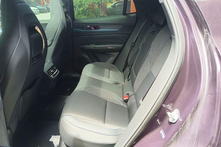 Used Lynk & Co 05 EM-P 2021 1.5TD PHEV HALO Left Rear Seat