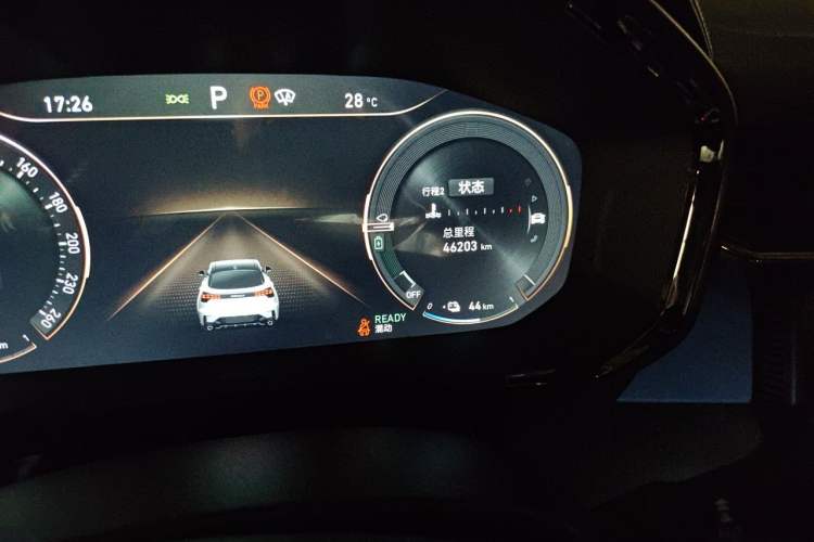 Used Lynk & Co 05 EM-P 2021 1.5TD PHEV HALO Odometer Close Up