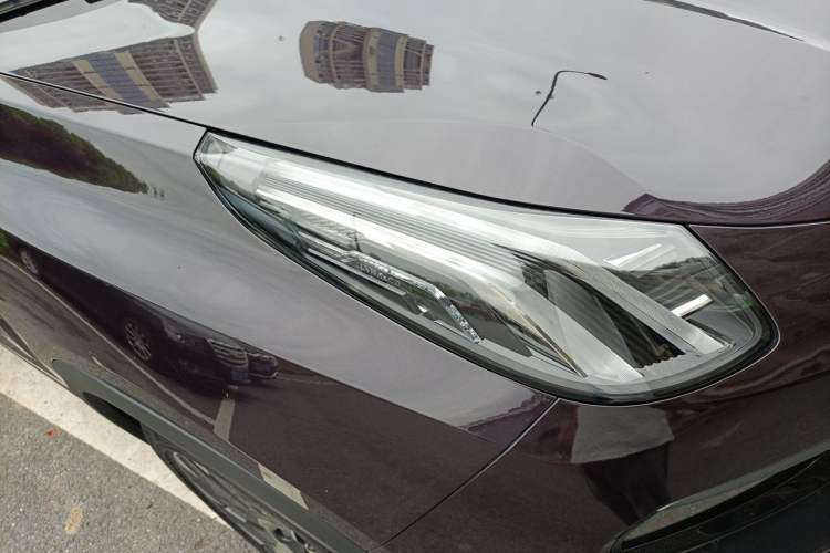 Used Lynk & Co 05 EM-P 2021 1.5TD PHEV HALO Right Front Headlight
